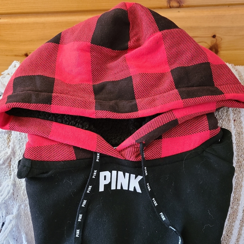 { PINK } Buffalo check sherpa hood hoodie XS